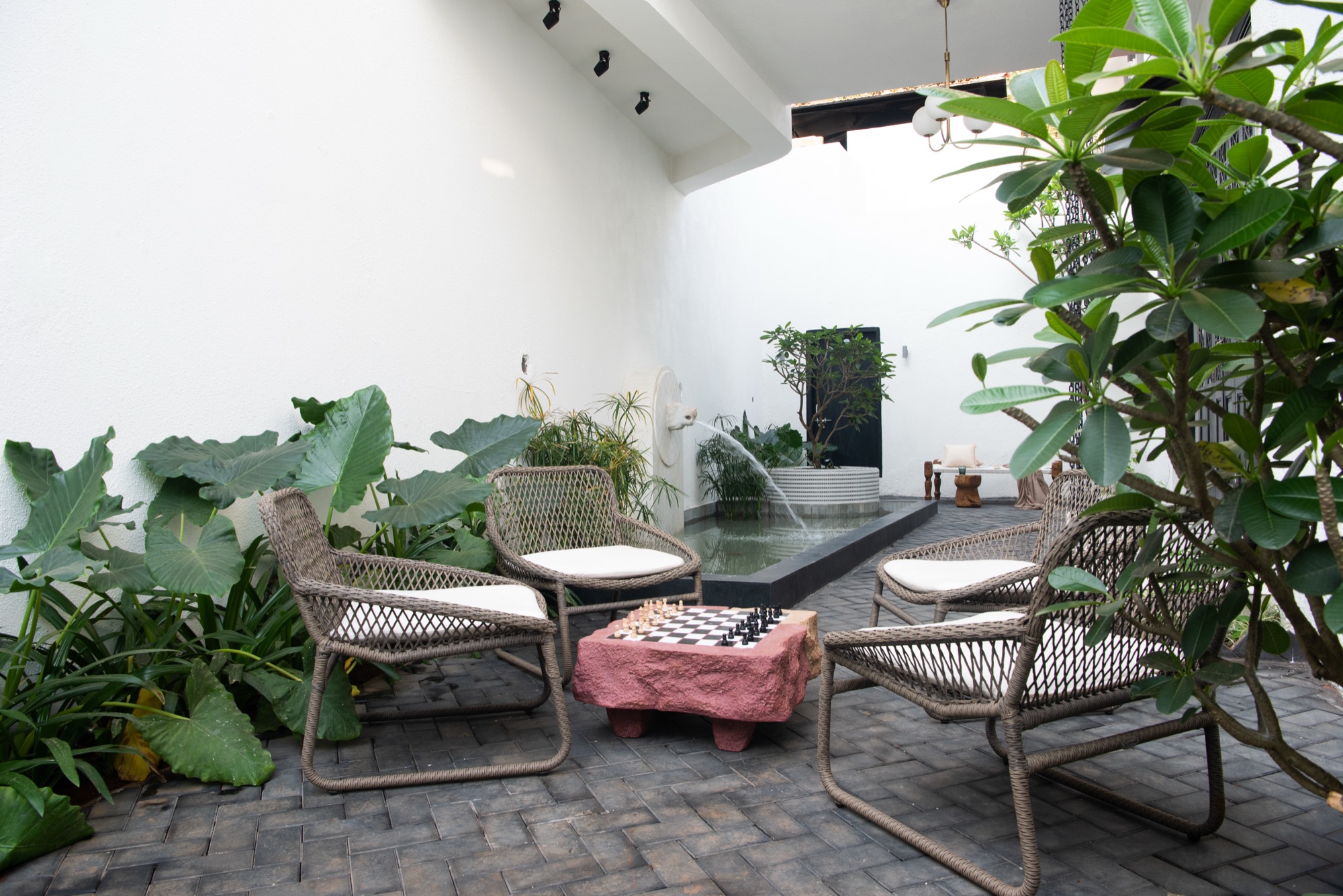 Fairview estate, Goa — Residential by Studio Pomegranate