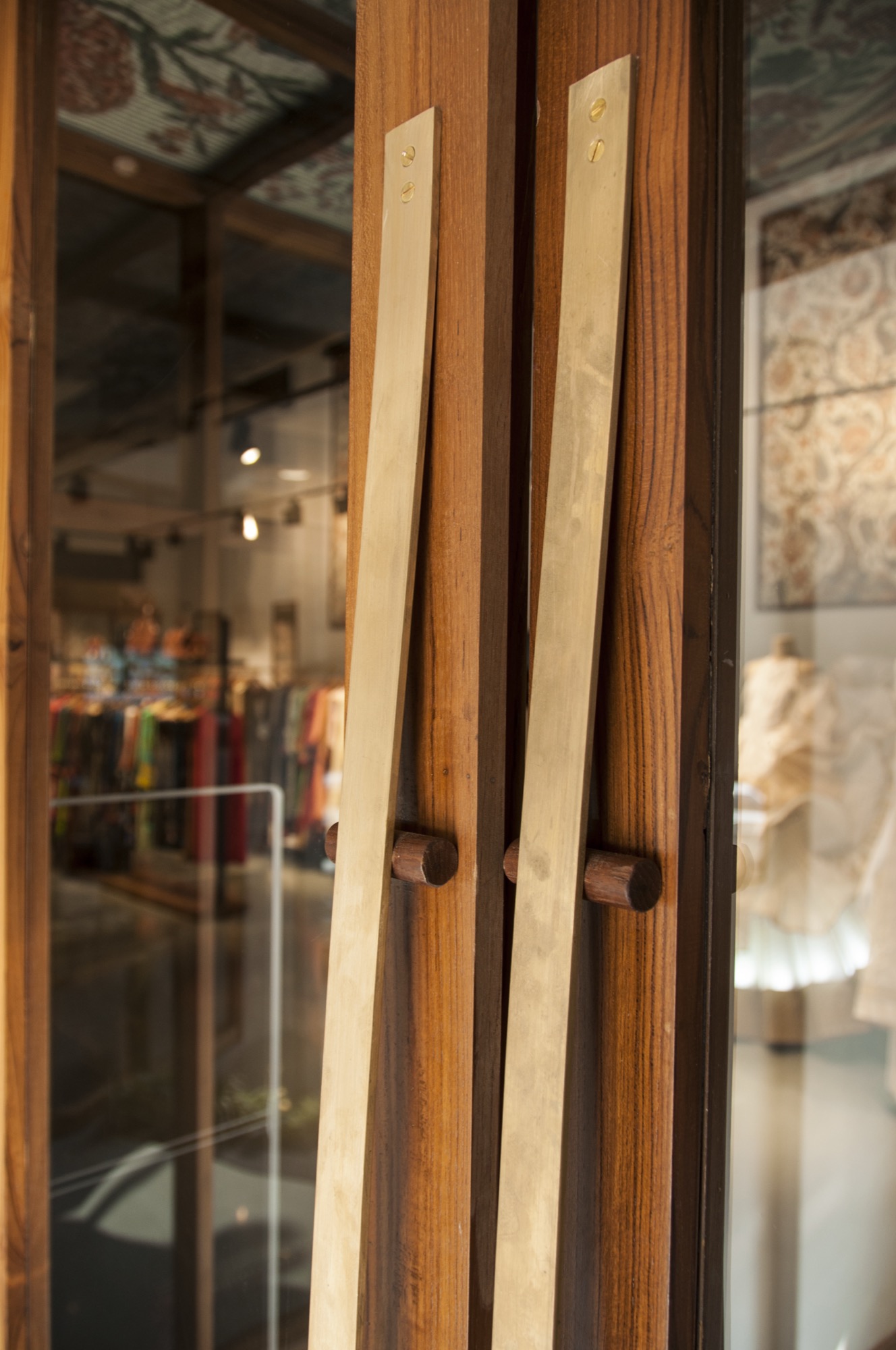 Ritu Kumar's Flagship store, Kala Ghoda — Retail · Restoration + Retrofitting by Studio Pomegranate