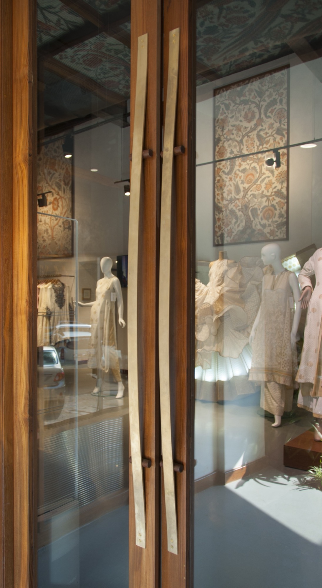 Ritu Kumar's Flagship store, Kala Ghoda — Retail · Restoration + Retrofitting by Studio Pomegranate