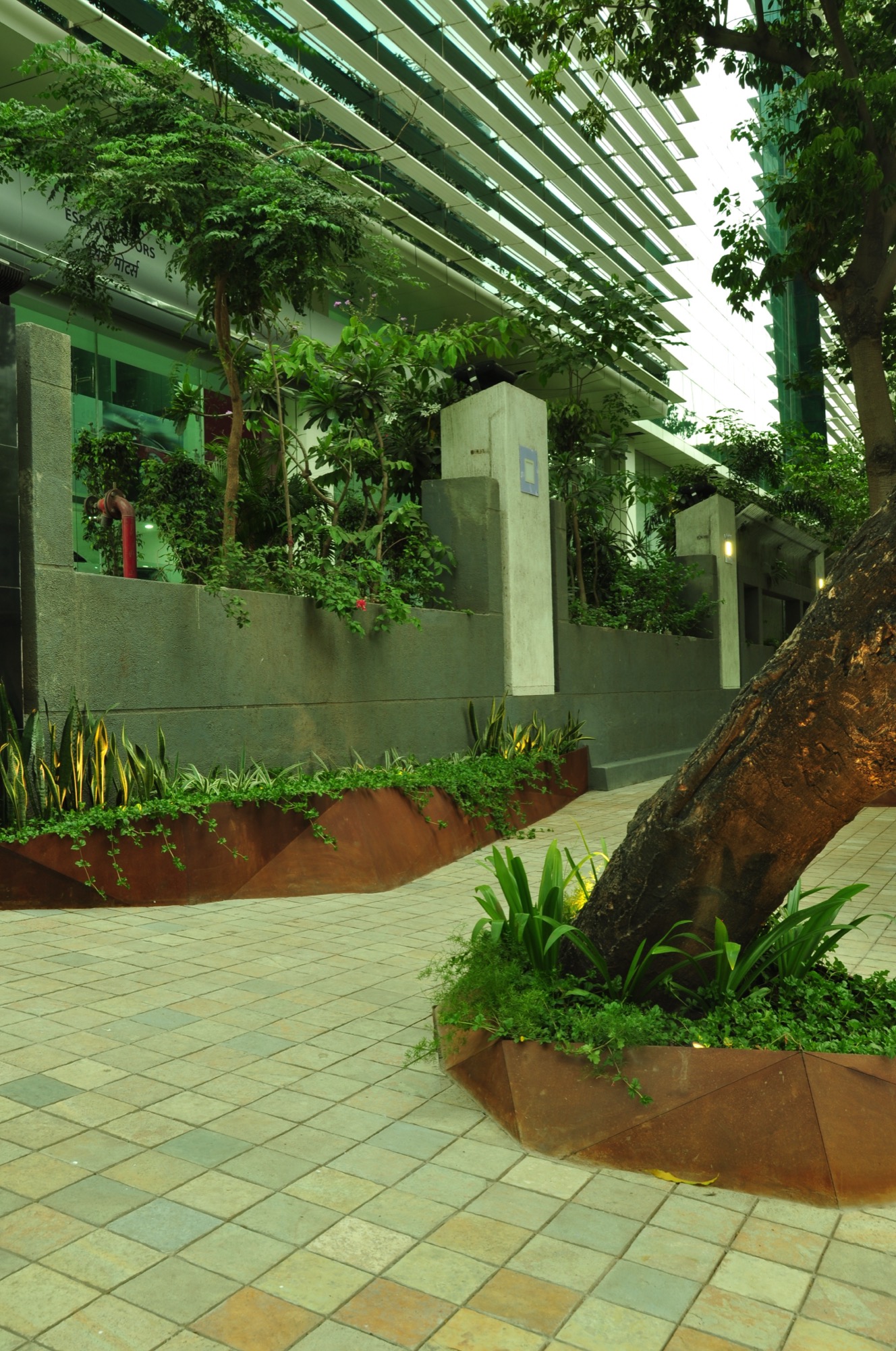 Walking space — Urban Design by Studio Pomegranate