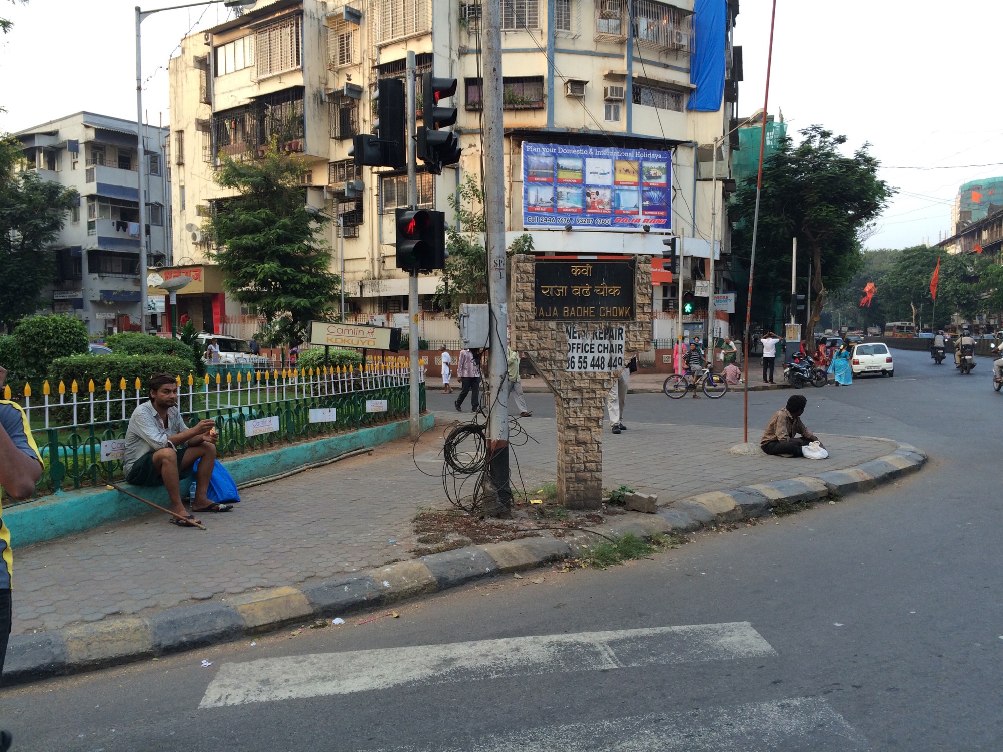 Walking spaces in Dadar — Urban Design by Studio Pomegranate