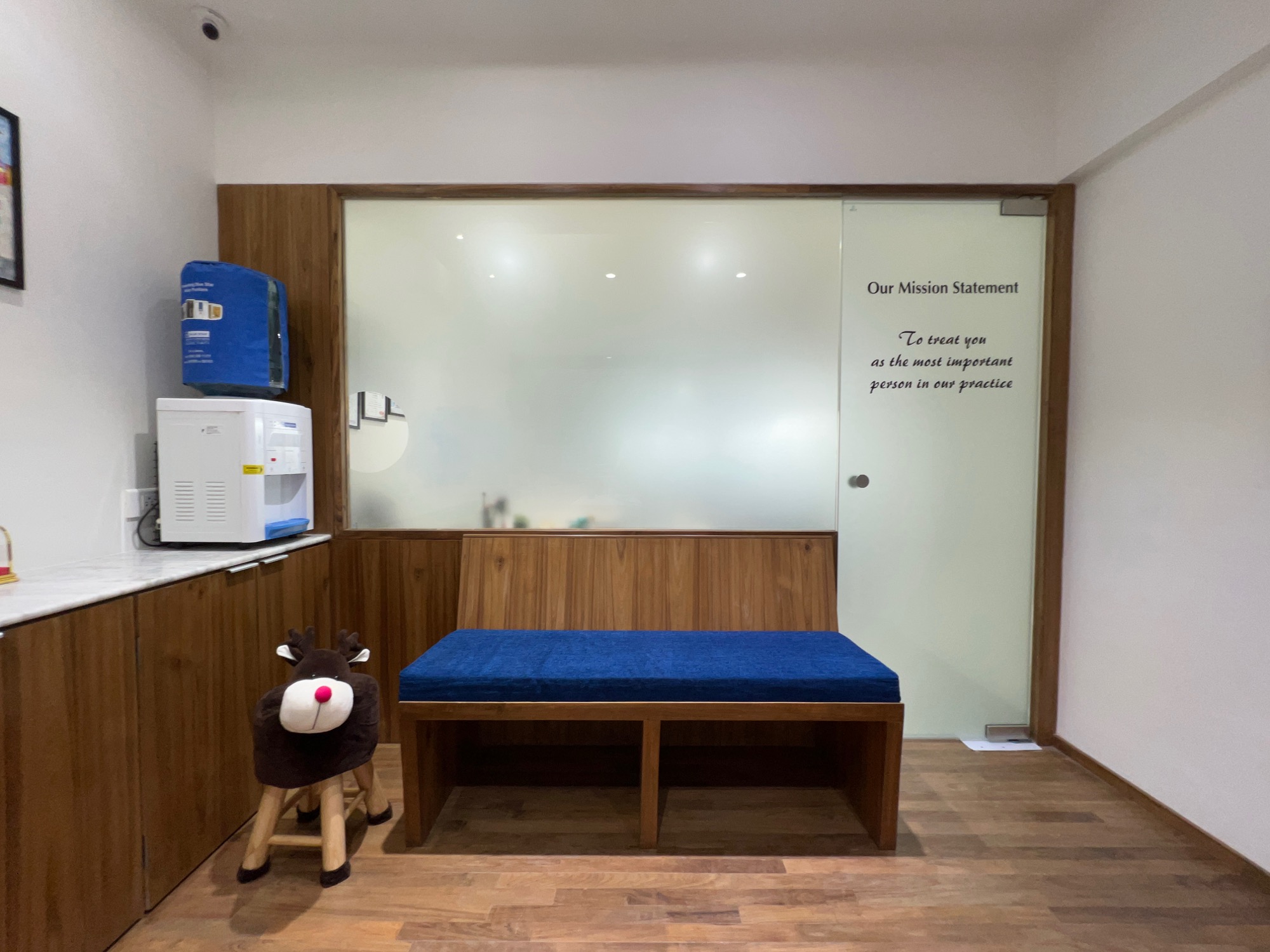 Dental House — Work spaces by Studio Pomegranate