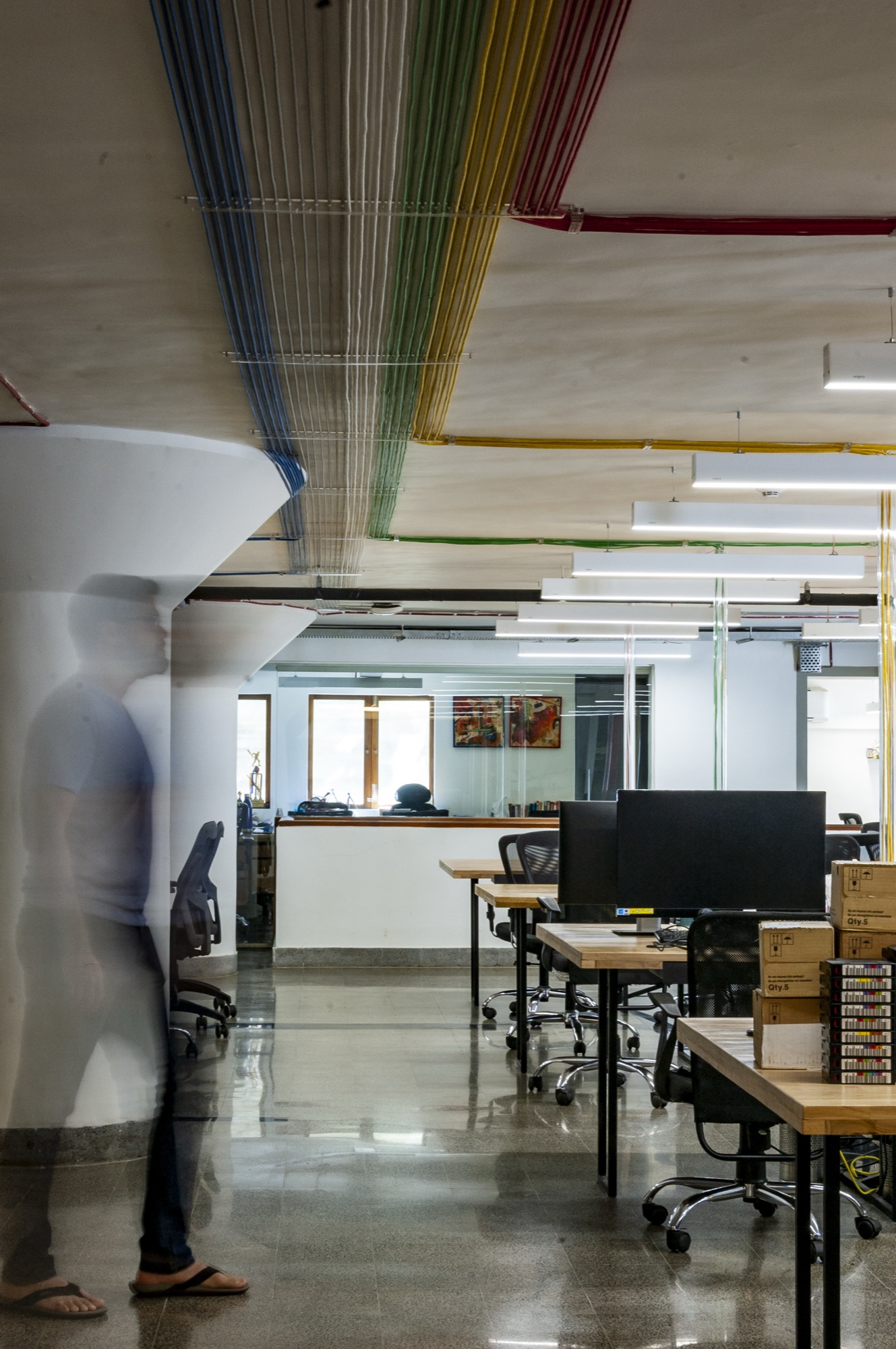 YoBoHo media office, Mumbai — Work spaces by Studio Pomegranate