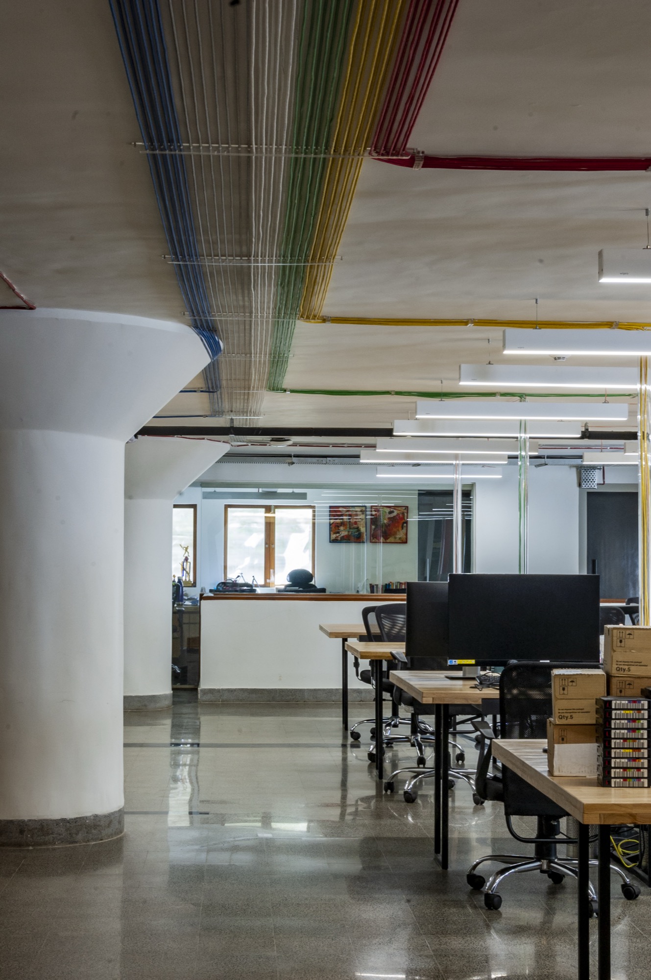 YoBoHo media office, Mumbai — Work spaces by Studio Pomegranate